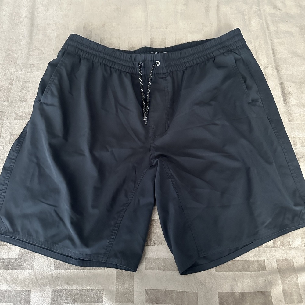 RSQ Shorts Mens XL Black Active Short Elastic Waist Zip Pocket Athletic Gym